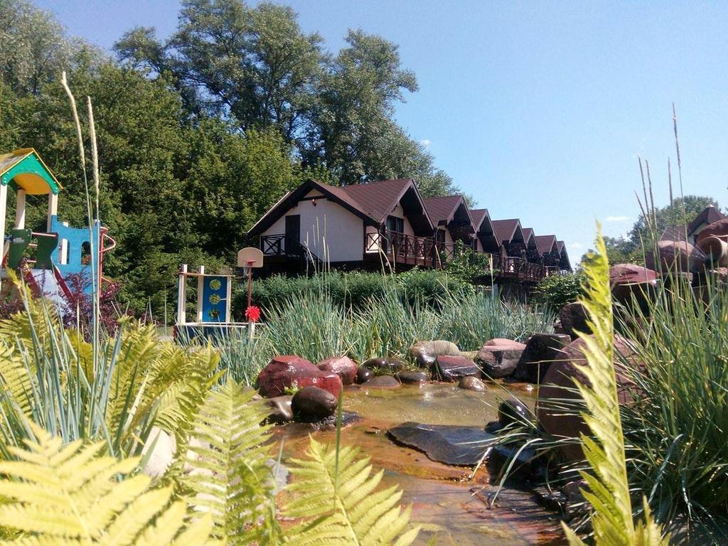 Chervona Kalina Hotel Киев Екстериор снимка