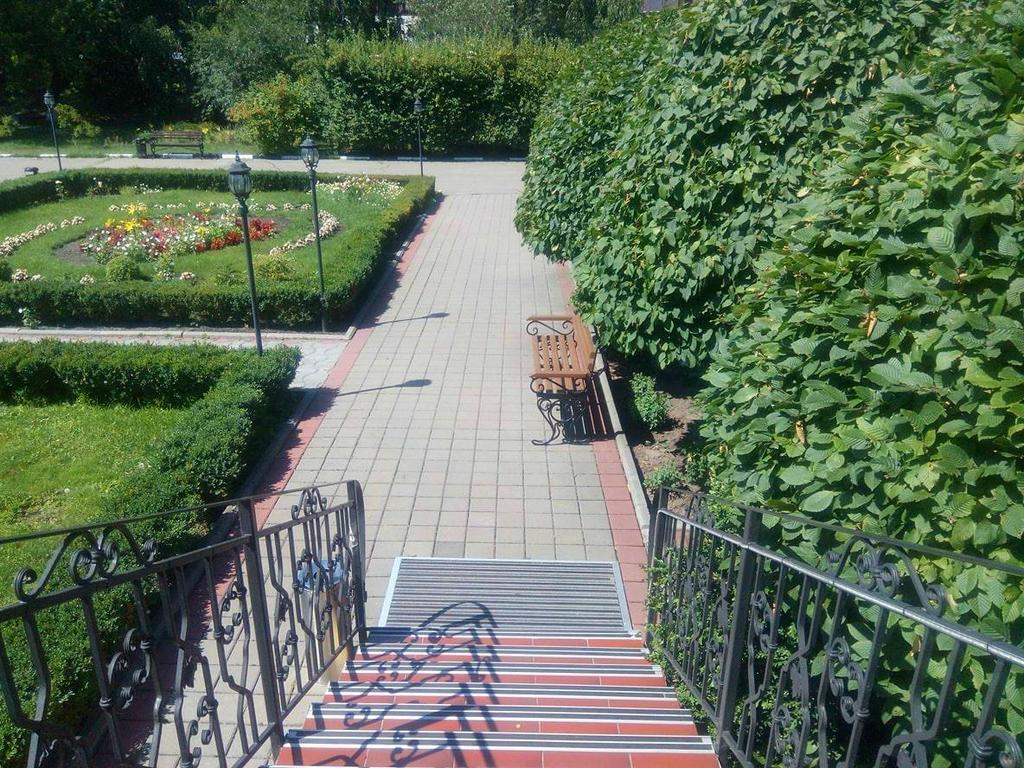 Chervona Kalina Hotel Киев Екстериор снимка