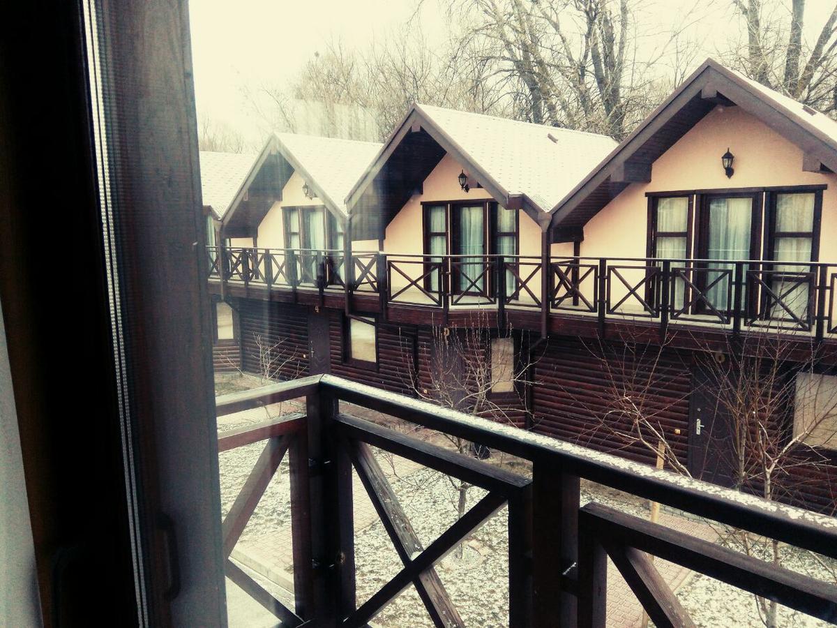 Chervona Kalina Hotel Киев Екстериор снимка