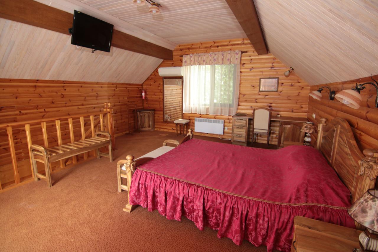 Chervona Kalina Hotel Киев Екстериор снимка